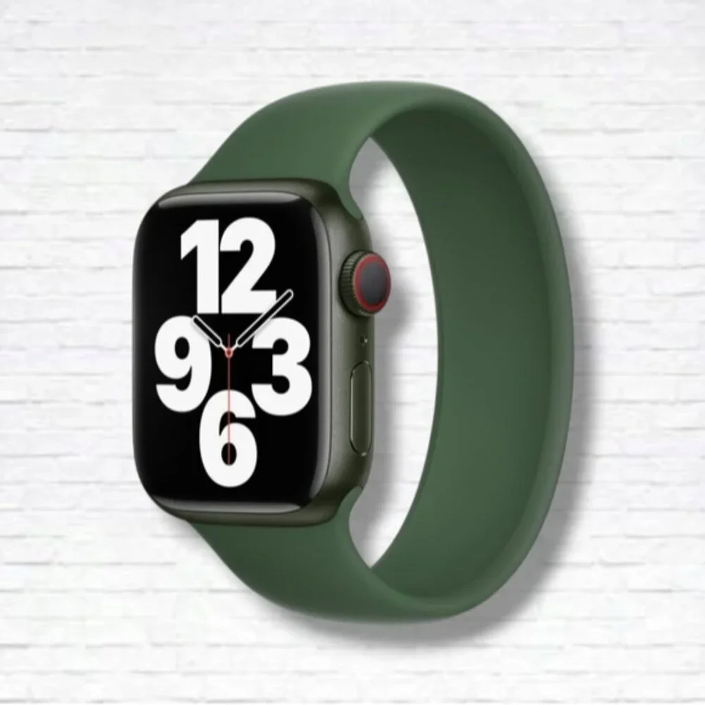 Apple Watch Clover Green Solo Loop Watch Band 41 mm/Size 9 BNIB